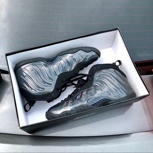 Nike Foamposite • women’s size 6.5